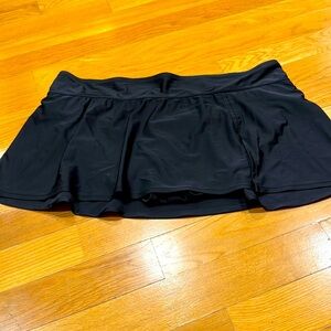 Kona sol women’s black swim skirt size 3X.